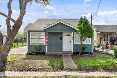 1208 Kansas Street Robstown TX 78380