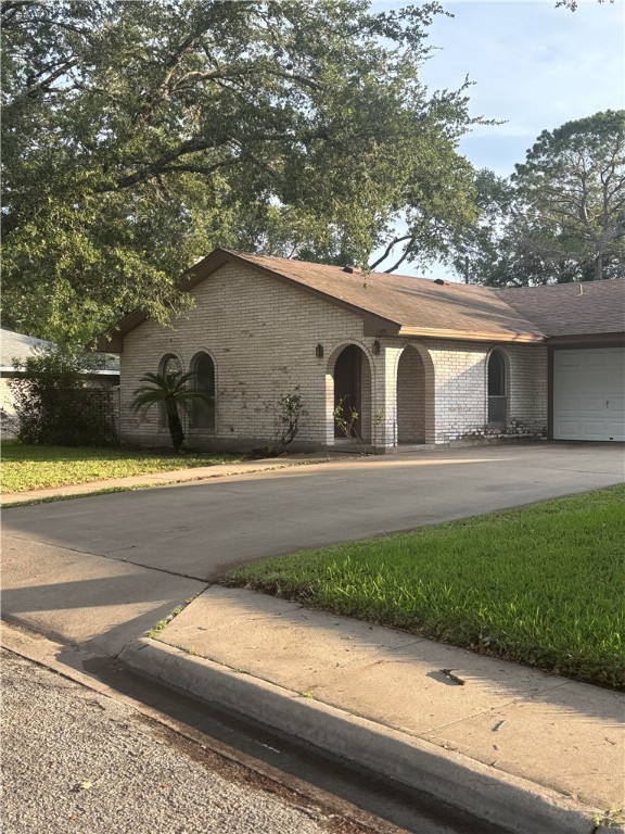 1509 Olmos Circle Alice TX 78332