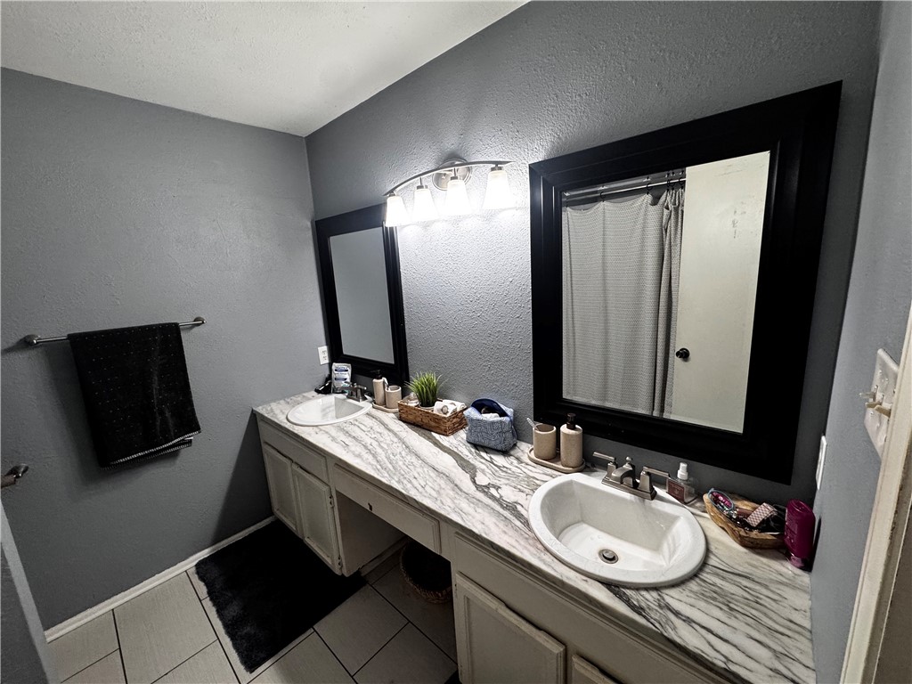 5338 Meadowgate Drive Corpus Christi TX 78413