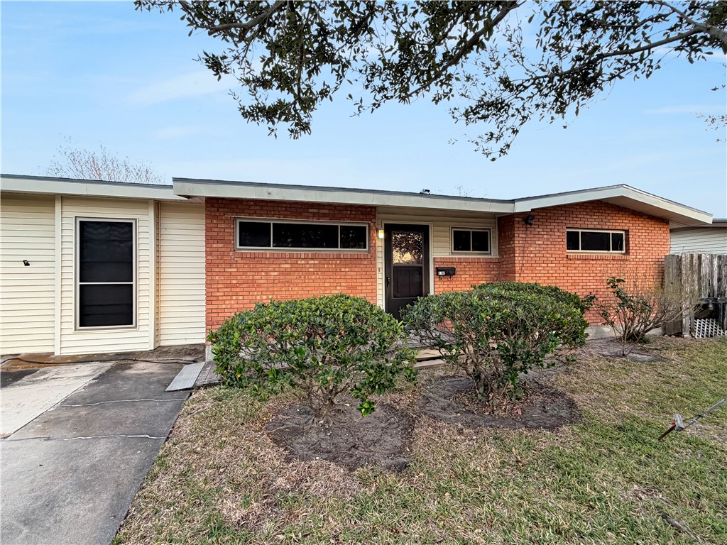 1142 Clare Drive Corpus Christi TX 78412