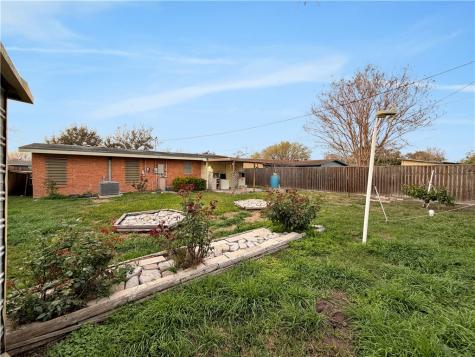 1142 Clare Drive Corpus Christi TX 78412