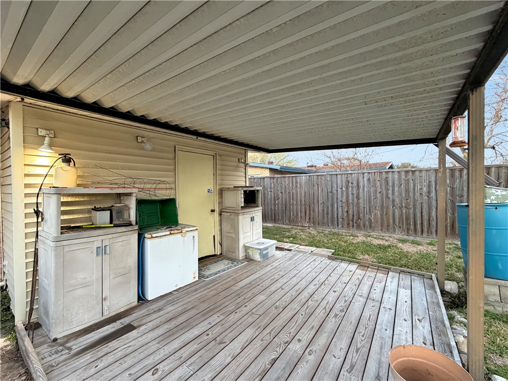 1142 Clare Drive Corpus Christi TX 78412