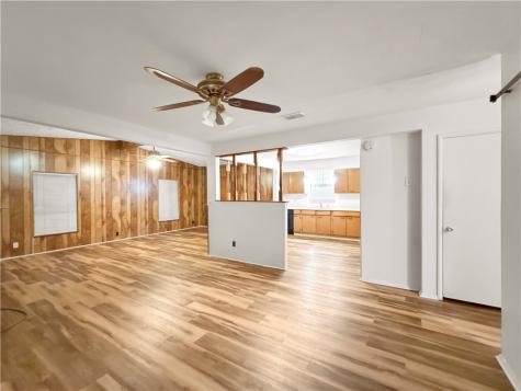 1142 Clare Drive Corpus Christi TX 78412