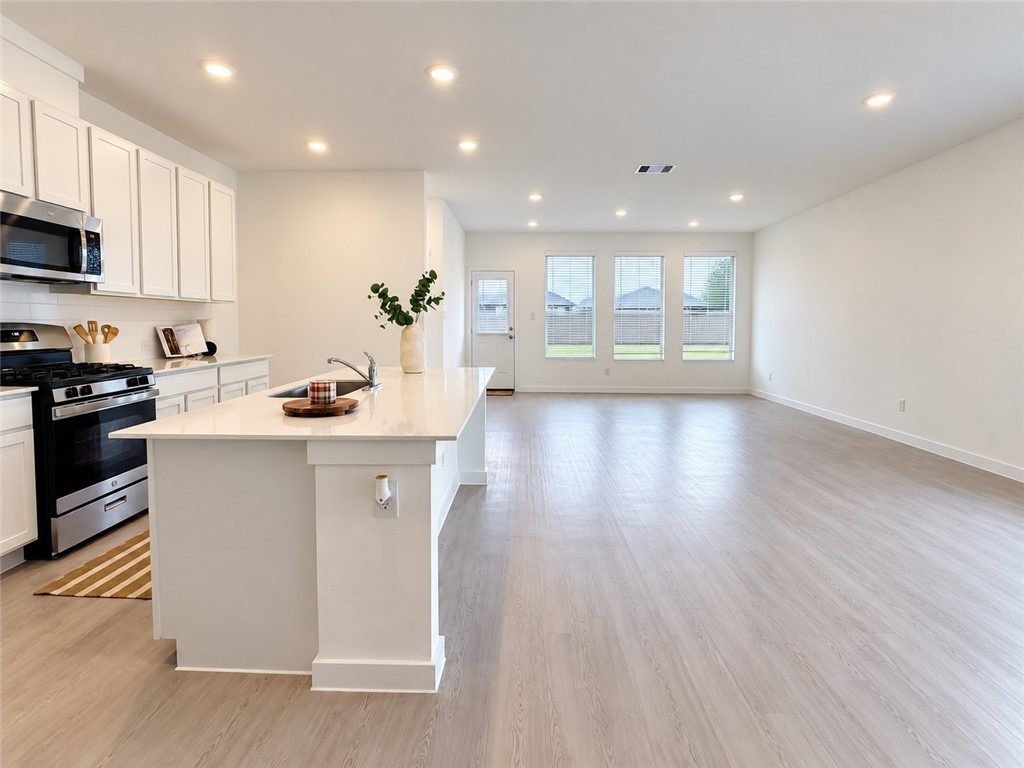3222 Camaro Street Corpus Christi TX 78410