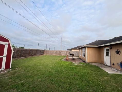 1930 El Monte Street Corpus Christi TX 78417