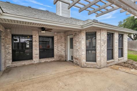 2409 Twin Oak Drive Portland TX 78374