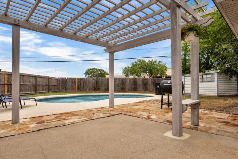 2409 Twin Oak Drive Portland TX 78374