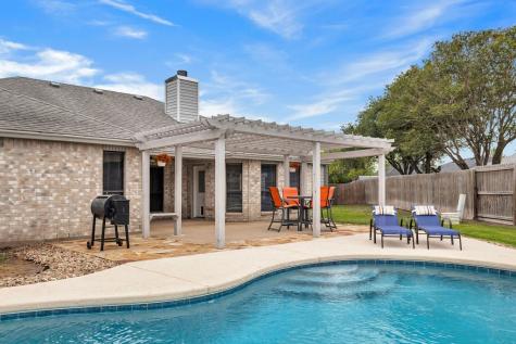 2409 Twin Oak Drive Portland TX 78374