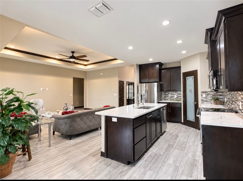 10 Willow Bend Street Corpus Christi TX 78413