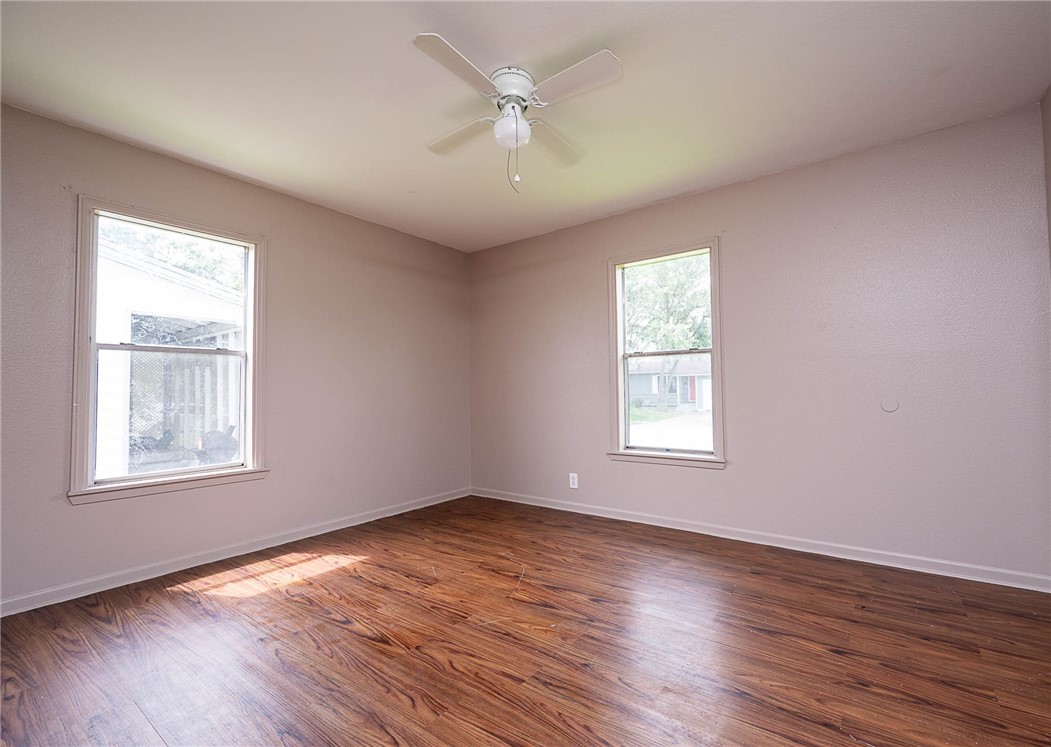1702 Sycamore Place Corpus Christi TX 78416