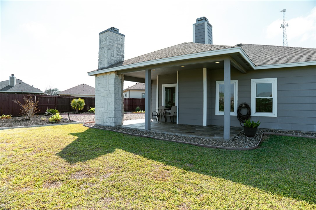2806 Lake Tranquility Corpus Christi TX 78414