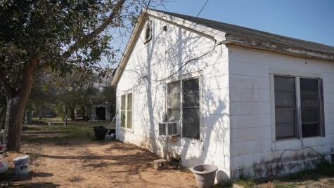 307 N Maria Street Hebbronville TX 78361