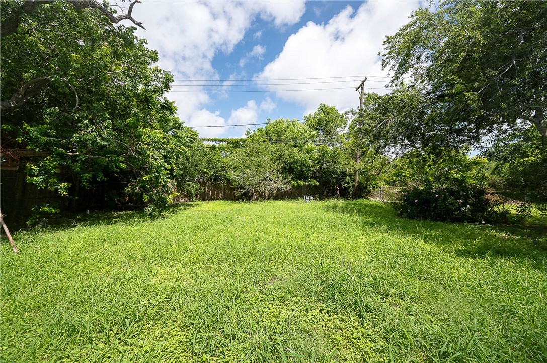 1213 Whitaker Drive Corpus Christi TX 78412