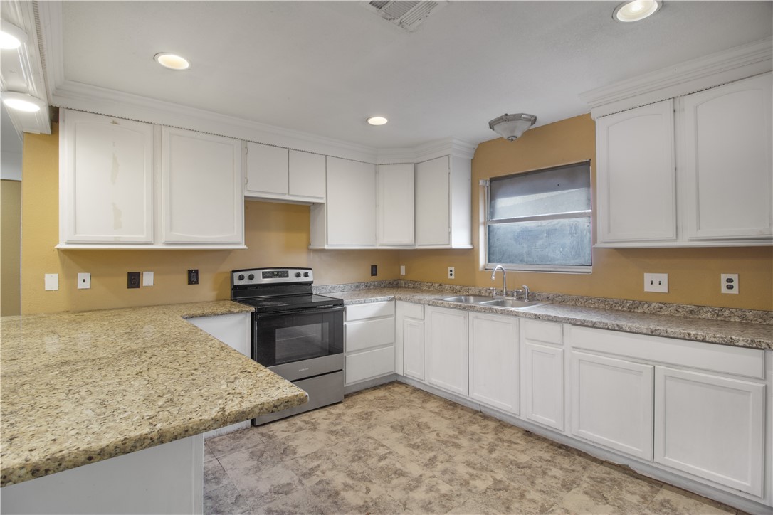 5305 Surrey Corpus Christi TX 78415