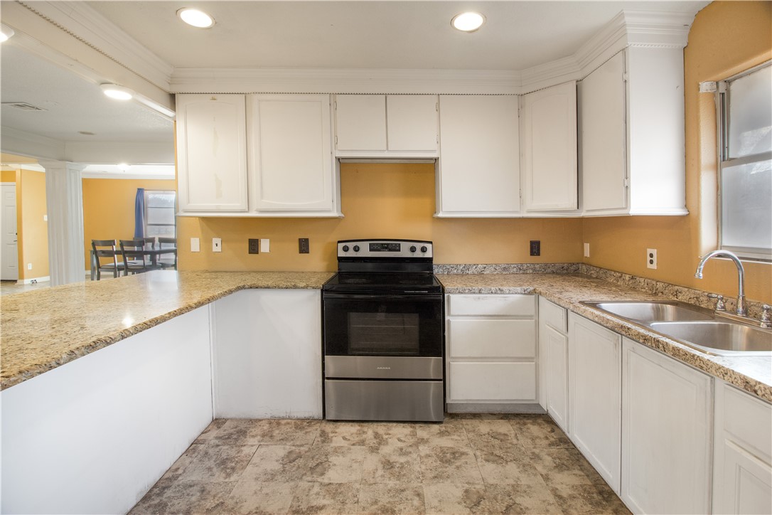 5305 Surrey Corpus Christi TX 78415