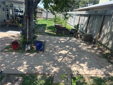 2834 Held Drive Corpus Christi TX 78418