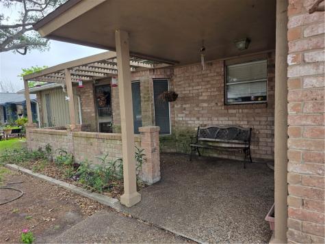 2104 Saint Charles Drive Portland TX 78374