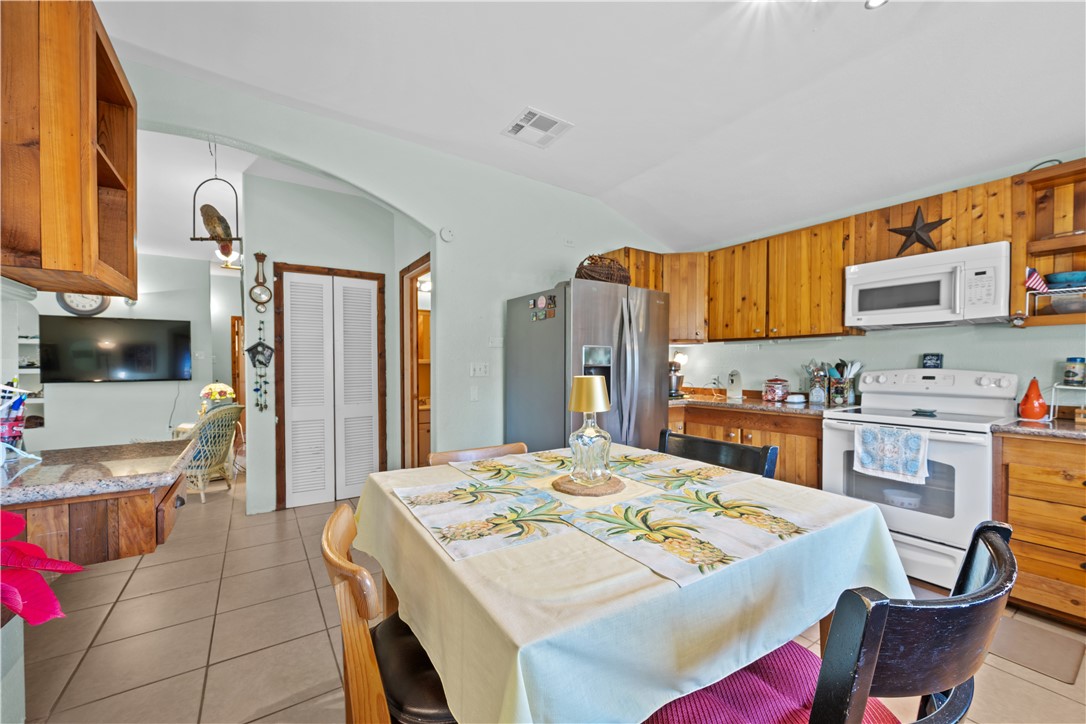 5 Circle Lake Drive Rockport TX 78382
