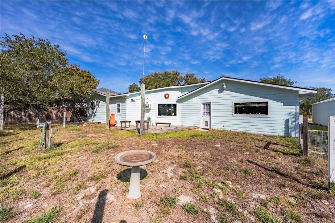 5 Circle Lake Drive Rockport TX 78382