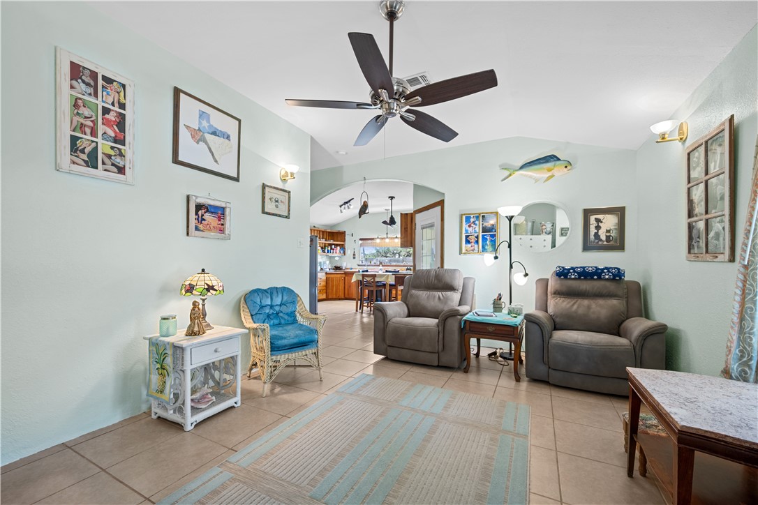 5 Circle Lake Drive Rockport TX 78382