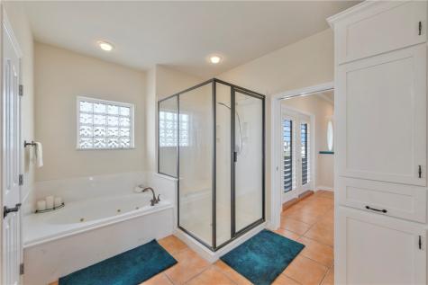 660 Kara Lane Port Aransas TX 78373