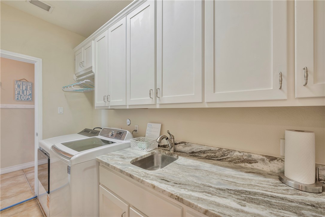 660 Kara Lane Port Aransas TX 78373