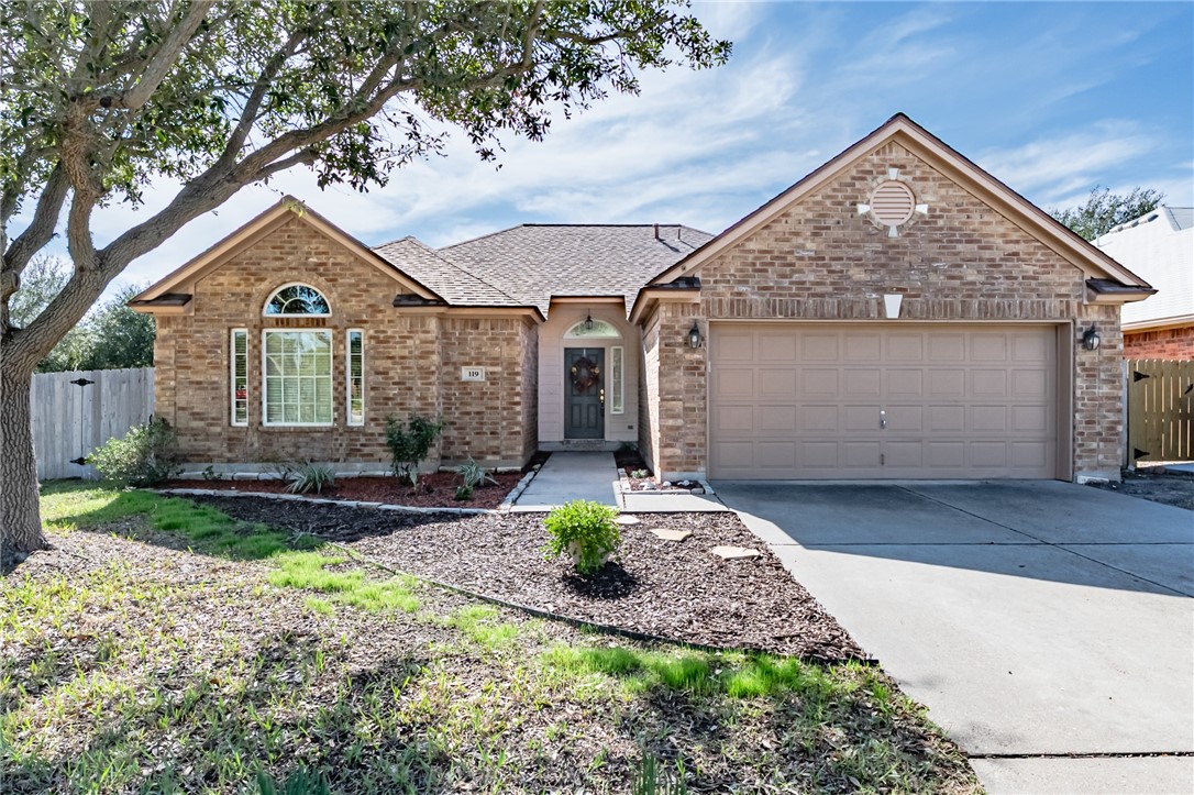 119 Georgian Oaks Rockport TX 78382