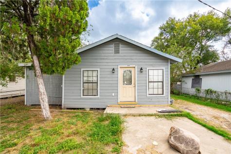 1216 Espinoza Street Corpus Christi TX 78405