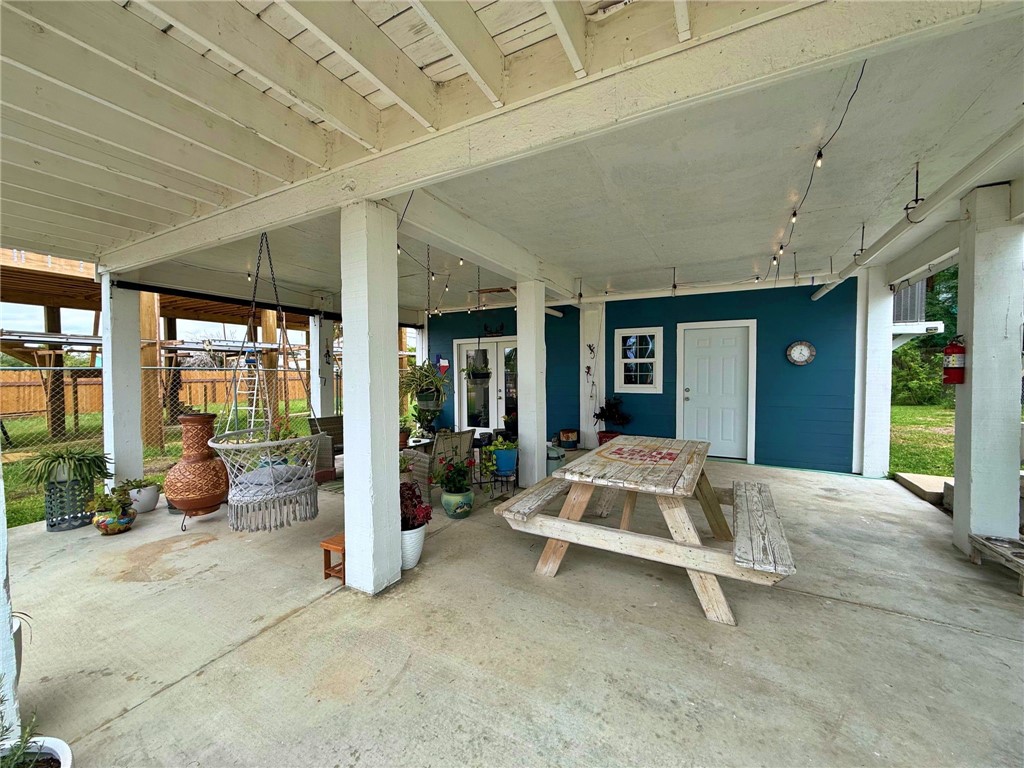 134 Courtland Drive Corpus Christi TX 78418