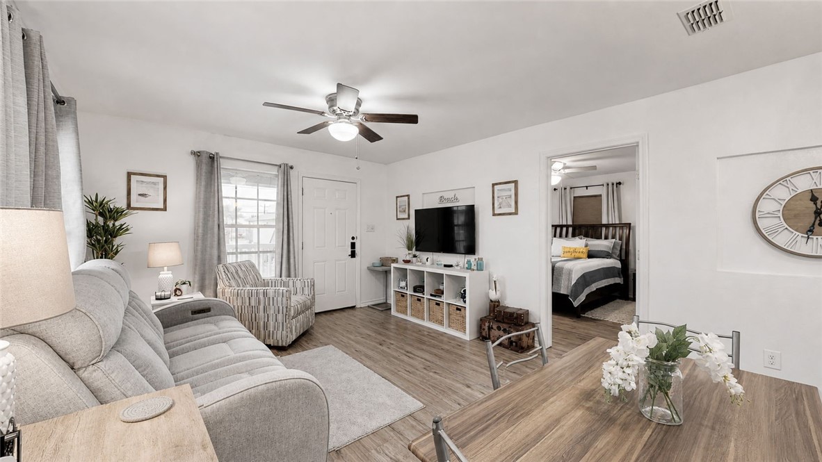 134 Courtland Drive Corpus Christi TX 78418