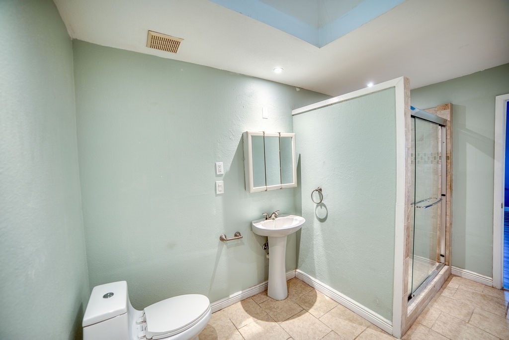 410 Fairway Oaks Street Rockport TX 78382
