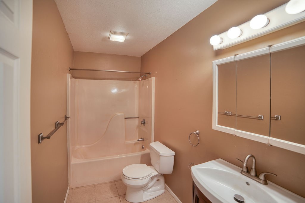 410 Fairway Oaks Street Rockport TX 78382