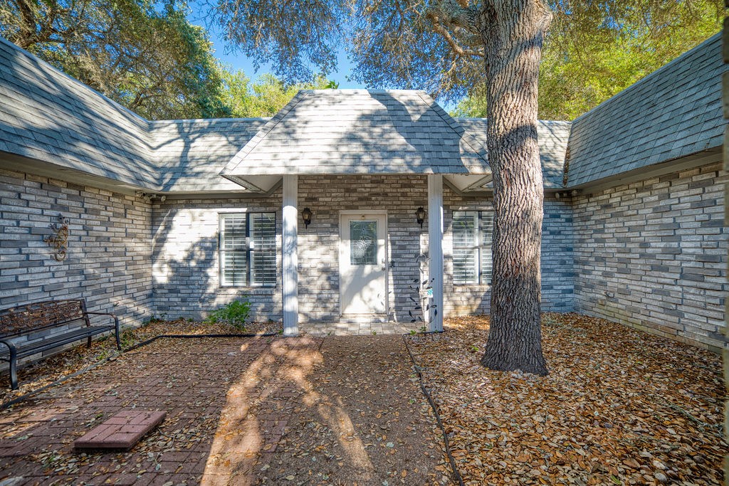 410 Fairway Oaks Street Rockport TX 78382