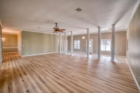 410 Fairway Oaks Street Rockport TX 78382