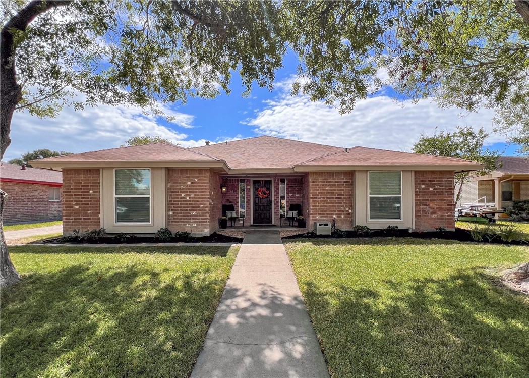 418 Seco Drive Portland TX 78374