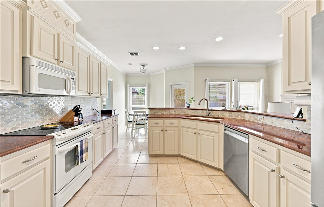 6226 Angelique Court Corpus Christi TX 78415