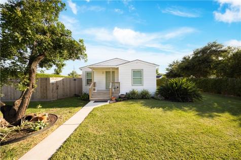 1821 Whittier Drive Corpus Christi TX 78415