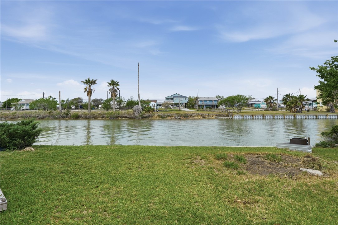 112 Ball Street Rockport TX 78382