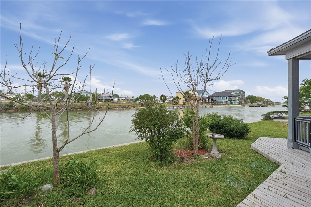 112 Ball Street Rockport TX 78382