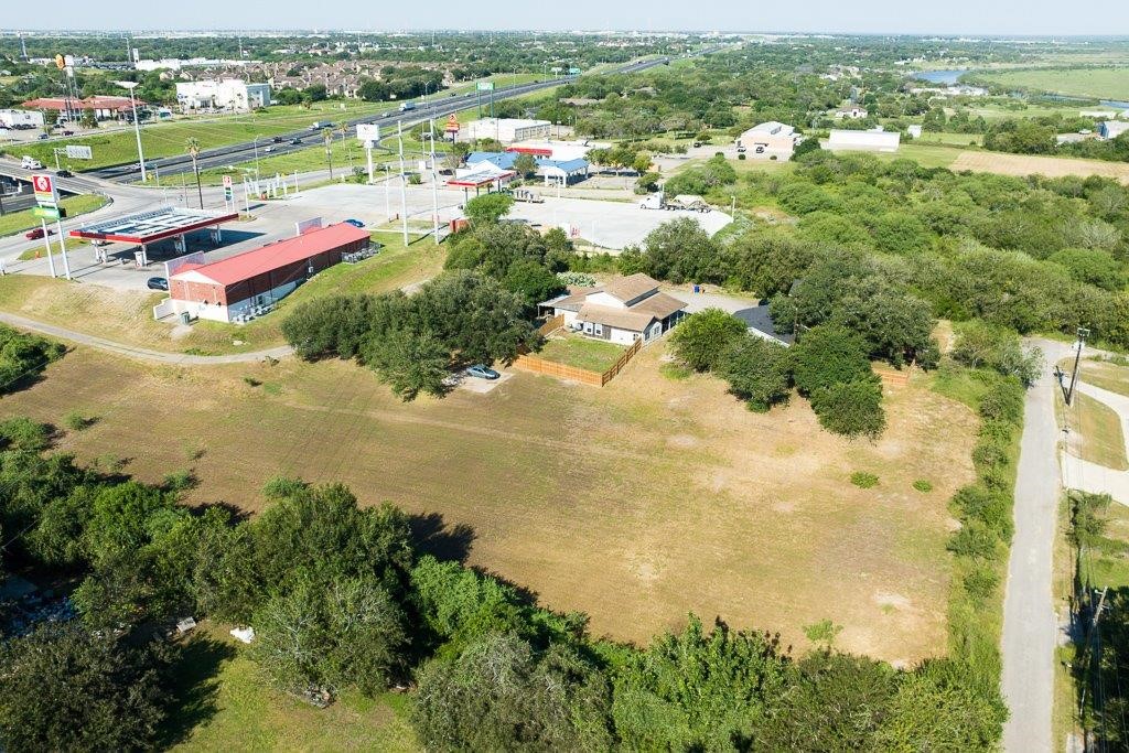 11150 Ih 37/up River Rd. A, B, C Corpus Christi TX 78410
