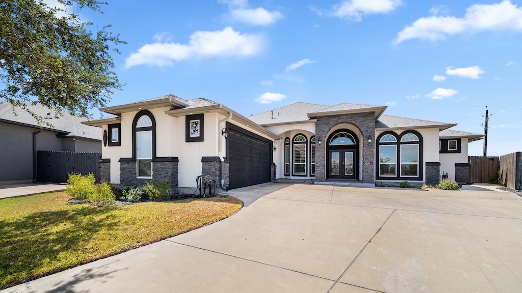 8101 Denali Drive Corpus Christi TX 78414