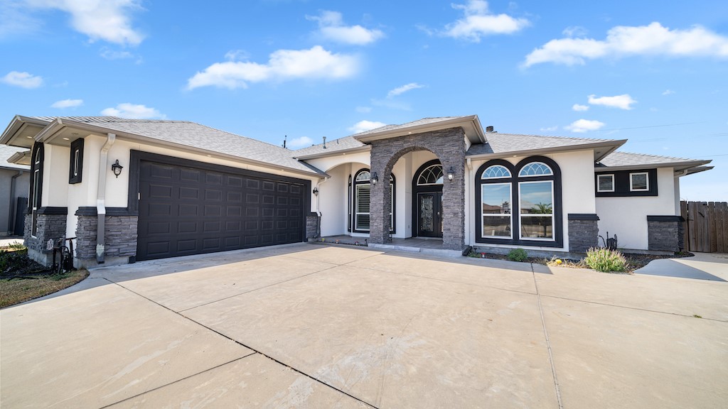8101 Denali Drive Corpus Christi TX 78414