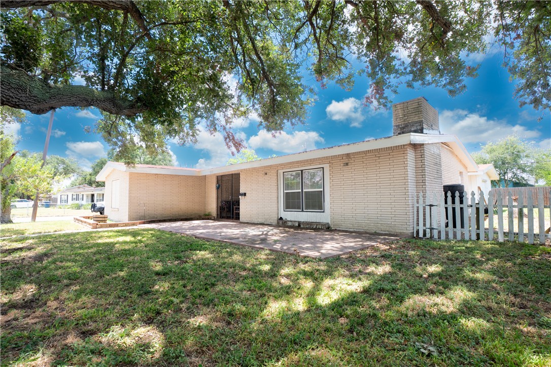 1333 Casa Verde Drive Corpus Christi TX 78411