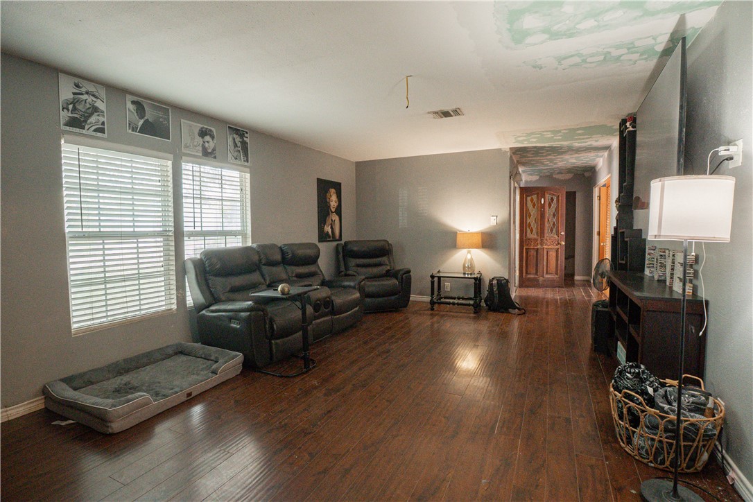 1333 Casa Verde Drive Corpus Christi TX 78411