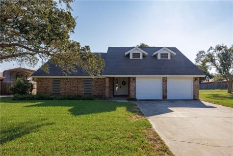 125 James Drive Sinton TX 78387