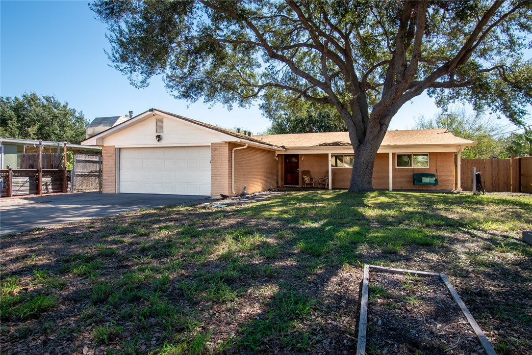3201 Azores Drive Corpus Christi TX 78418