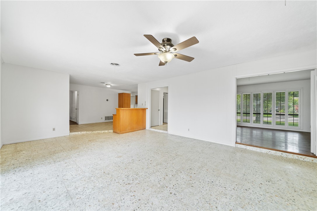 445 Poenisch Corpus Christi TX 78412