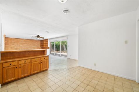 445 Poenisch Corpus Christi TX 78412
