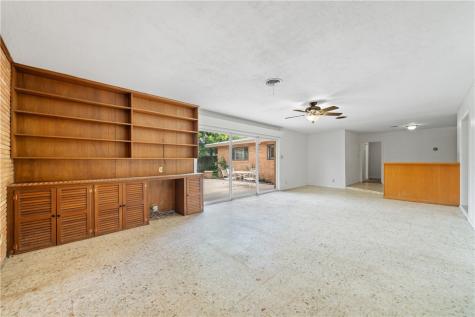 445 Poenisch Corpus Christi TX 78412