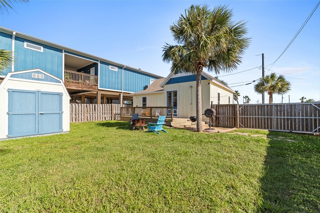 201 E Oaks Avenue Port Aransas TX 78373